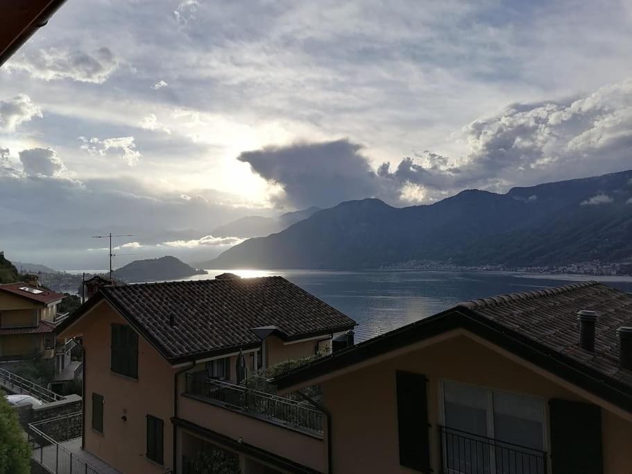 Vista Lago Panoramica Colonno Kültér fotó